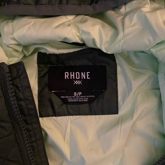 🚫SOLD🚫 NWT RHONE Tundra Quilted Hooded Jacket - Picture 2 of 7